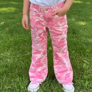 Camouflage Corduroy Jeans w/embroidered Flowers